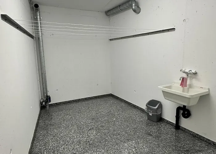 Business Flat, Gare, Bus & Centre A Pied *