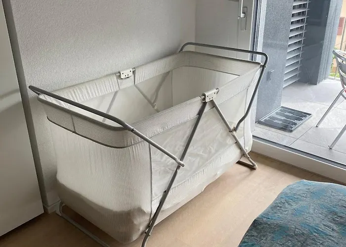 Business Flat, Gare, Bus & Centre A Pied